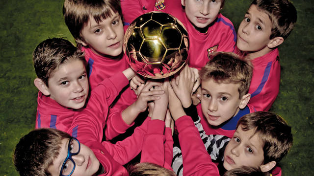 Revista Barça cover with the youth soccer (February and March 2011)