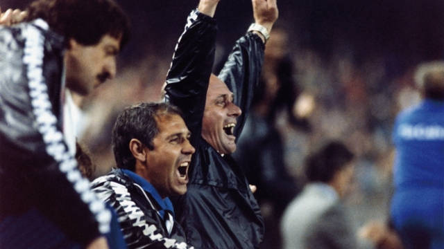 1982. El Barça gana la segunda Recopa de Europa en el Camp Nou