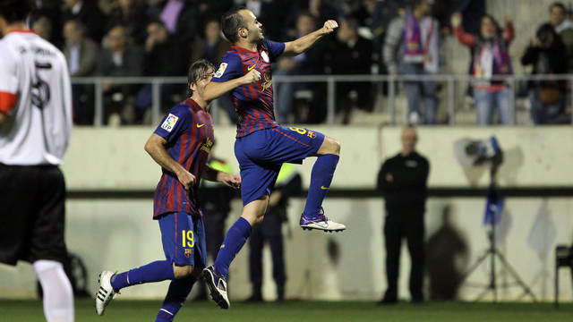 Iniesta, celebrant el gol. FOTO: MIGUEL RUIZ (FCB).