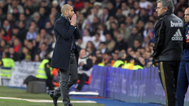 Guardiola during the match at the Bernabéu / PHOTO: MIGUEL RUIZ - FCB Guardiola during the match at the Bernabéu / PHOTO: MIGUEL RUIZ - FCB