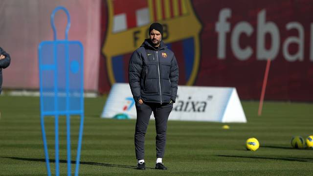 Guardiola at today's training session / PHOTO: MIGUEL RUIZ - FCB