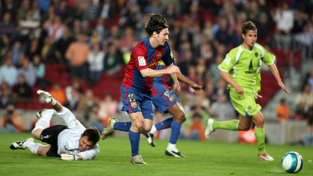 Cinc anys del gol maradonià de Messi