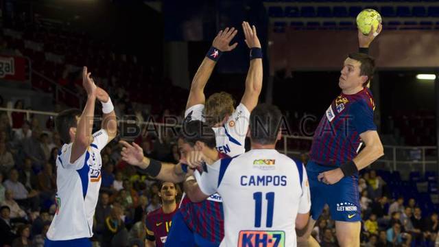 FCB Intersport - Fraikin Granollers (33-23) / PHOTO: ÁLEX CAPARRÓS - FCB