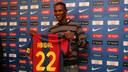 Els cinc anys d'Abidal al Barça, en 22 imatges