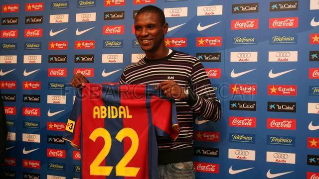5 năm ở Barça qua ảnh của Abidal