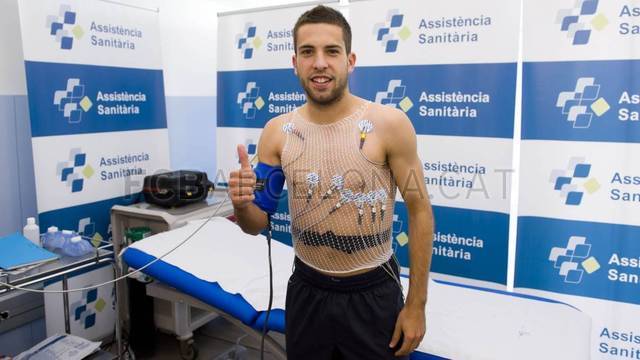 2012-07-05_REVISION_MEDICA_JORDI_ALBA_016-Optimized.v1341488421.jpg
