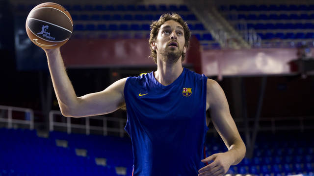Pau Gasol, Los Angeles Lakers player, training with his ex-team / PHOTO: ÀLEX CAPARRÓS-FCB