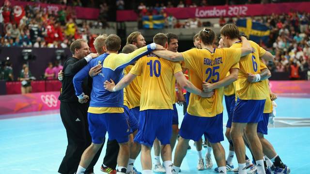Sweden celebrate after semi-final victory / PHOTO: www.london2012.com