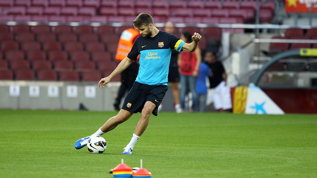 Piqué s'ha exercitat amb els seus companys / FOTO: MIGUEL RUIZ - FCB