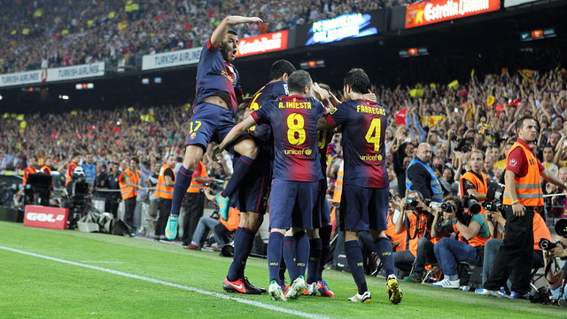 Els jugadors celebren un dels gols / FOTO: MIGUEL RUIZ - FCB