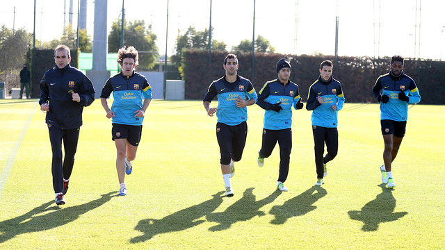 Els titulars contra el Benfica, fent recuperació. FOTO: MIGUEL RUIZ-FCB.