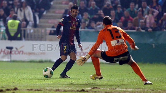 http://media1.fcbarcelona.com/media/asset_publics/resources/000/036/737/size_640x360/2012-12-12_CORDOBA-BARCELONA_05-Optimized.v1355344280.JPG