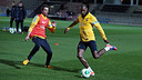 Cuenca, avec Abidal / PHOTO: MIGUEL RUIZ-FCB