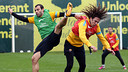 Mascherano andi Puyol in a training session PHOTO: MIGUEL RUIZ - FCB