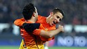 Xavi i Tello, celebrant l'1-2 contra el PSG. FOTO: MIGUEL RUIZ-FCB.
