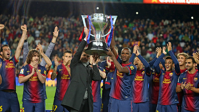 Vilanova i Abidal aixequen la Lliga / FOTO: MIGUEL RUIZ-FCB