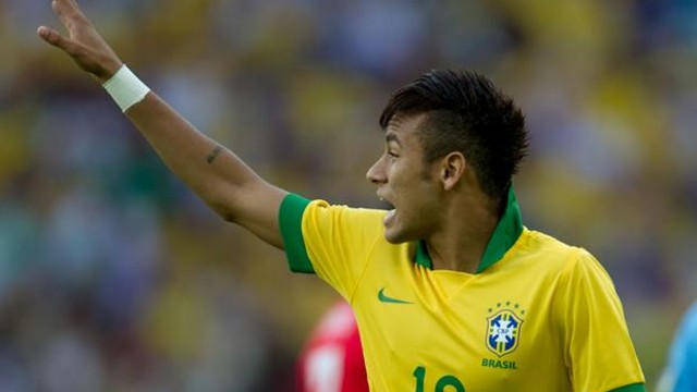 Neymar in the game between Brazil and England / PHOTO: Neymar