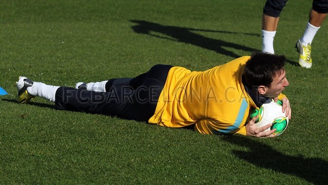 http://media1.fcbarcelona.com/media/asset_publics/resources/000/056/408/size_640x360/aturades_14_.v1370957290.JPG