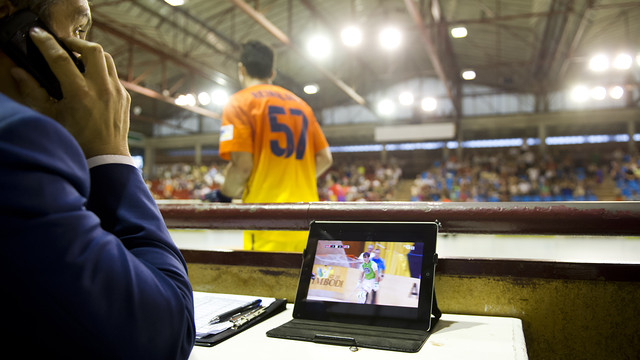 PHOTO: ÁLEX CAPARRÓS - FCB