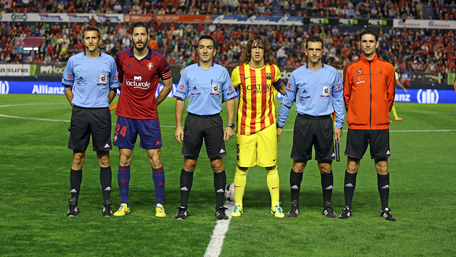 Puyol with Damià and the four officials / PHOTO: MIGUEL RUIZ - FCB