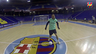 O treino do Barça Alusport visto de dentro Wilde com a bola durante o treinamento.
