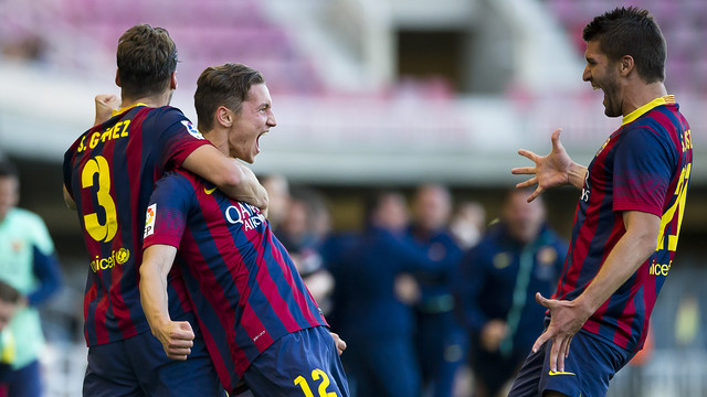 Babunski (C) after his goal; photo: fcbarcelona.com