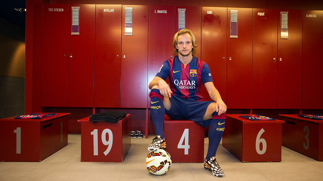 Ivan Rakitic, with the number 4 in the Camp Nou dressing room / PHOTO: VÍCTOR SALGADO - FCB
