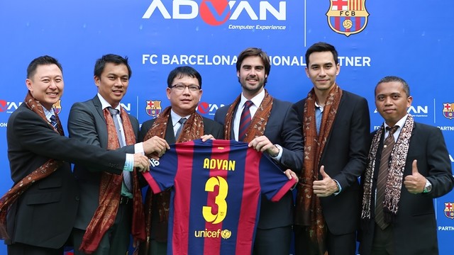 The presentation of the two-year agreement took place in the Gelora Bung Karno Stadium (Jakarta, Indonesia) The presentation of the two-year agreement took place in the Gelora Bung Karno Stadium (Jakarta, Indonesia)