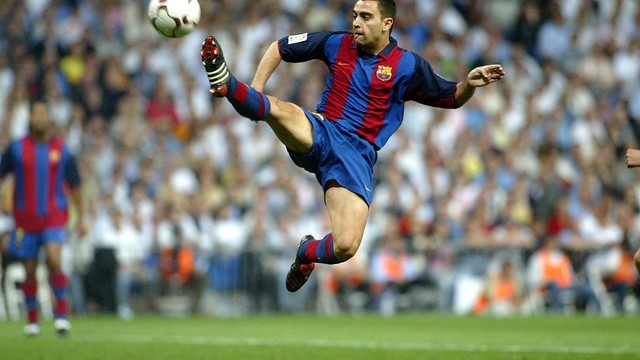 2003/04年、サンティアゴ・ベルナベウ でのチャビ 2003/04年、サンティアゴ・ベルナベウ でのチャビ