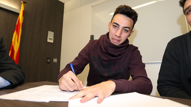 Барселона подписала новый контракт с Эль-Хаддади - изображение 1