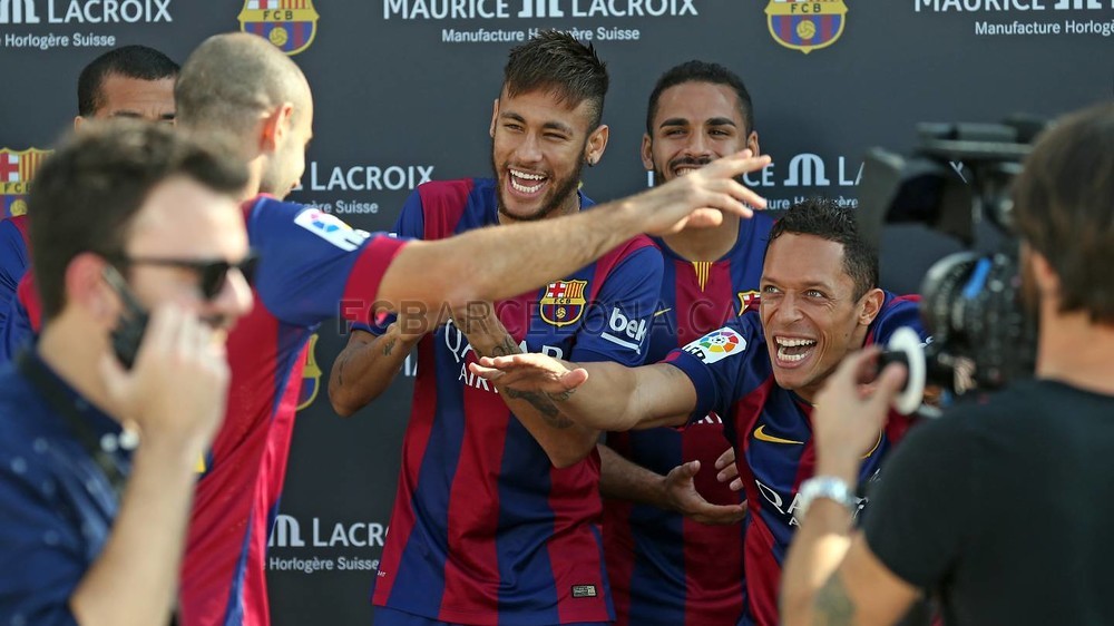   ویدیو: تبلیغ بازیکنان بارسلونا برای ساعت موریس لاکرویکس