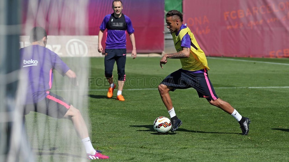 گزارش تصویری ؛ تمرین بارسلونا 2015/4/10