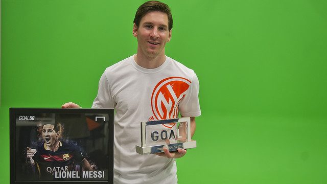 Leo Messi, with the Goal 50 / VICTOR SALGADO - FCB
